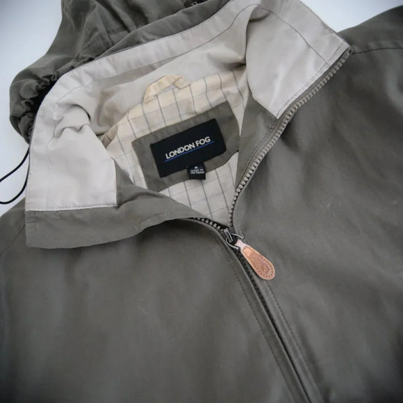 Vintage London Fog Olive  Green Zip Up Windbreaker Jacket S - Picture 13 of 13